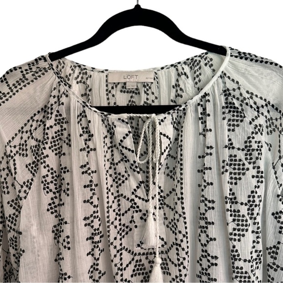 LOFT Ann Taylor Peasant Top Petite Large - Picture 2 of 7